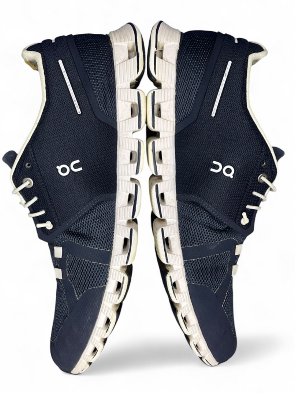On Cloud Running Sneakers Men’s Size 9.5 Shoes - Lightweight Outdoor Streetwear
